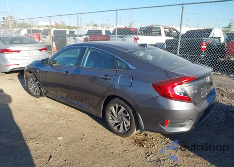 2018 Honda Civic Ex z USA, uszkodzony, nr VIN 19XFC2F83JE026269